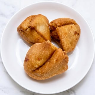 Vegetable Samosa (3 Pcs)